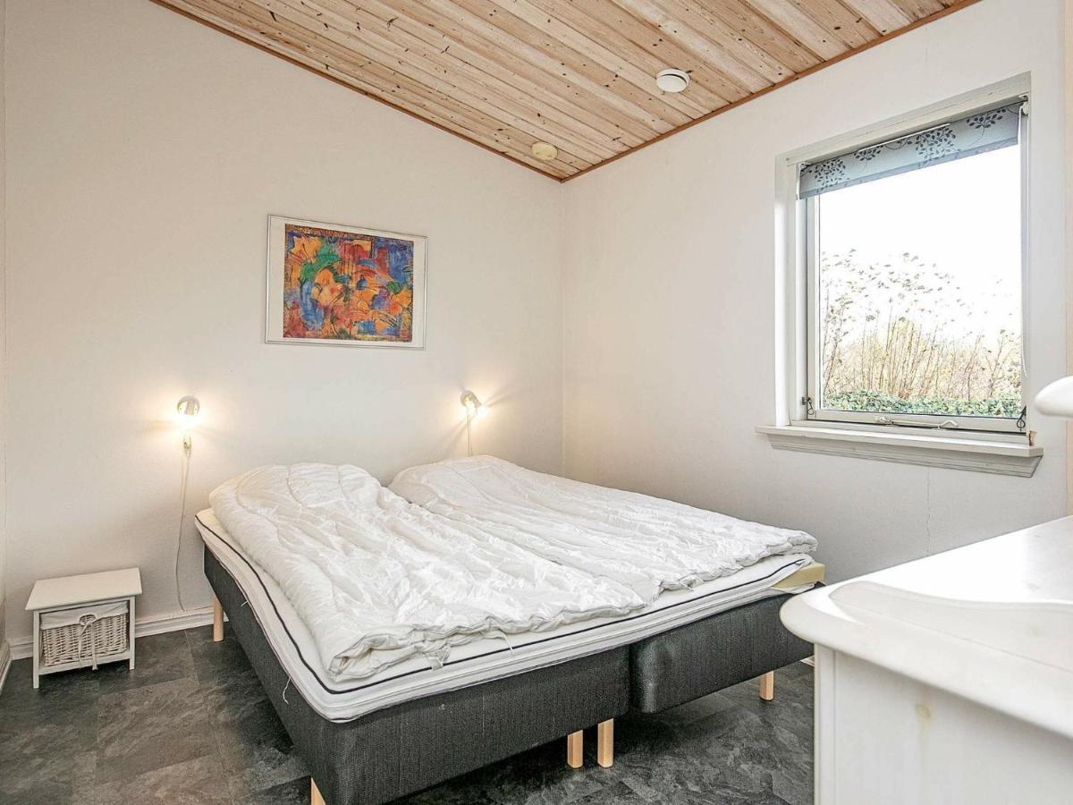 Holiday Home Helmklit II Fjand Garde Номер фото