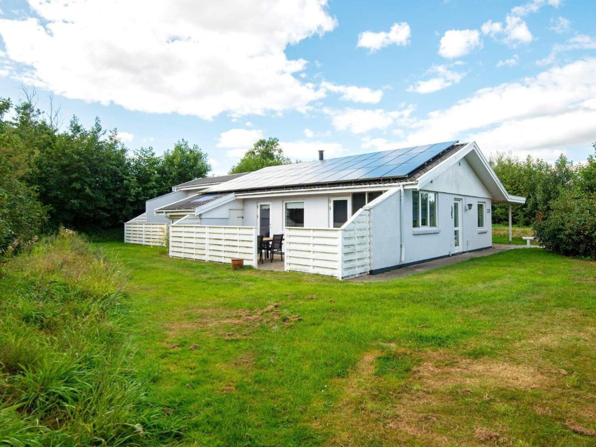 Holiday Home Helmklit II Fjand Garde Экстерьер фото
